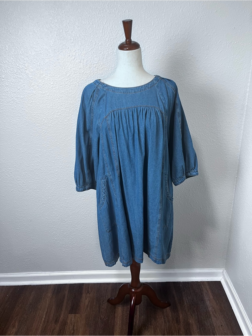 Entro Karri Denim Shift Dress Size Large - Picture 2 of 6